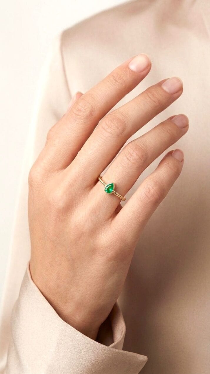 DAMLA KESİM YEŞİL TAŞLI YÜZÜK - Görsel 2