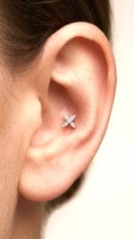 BEYAZ ALTIN PIRLANTA IŞILTILI FLORAL PİERCİNG - Görsel 2