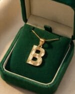 KALEM İŞLEMELİ B HARFİ ALTIN KOLYE UCU - Görsel 3