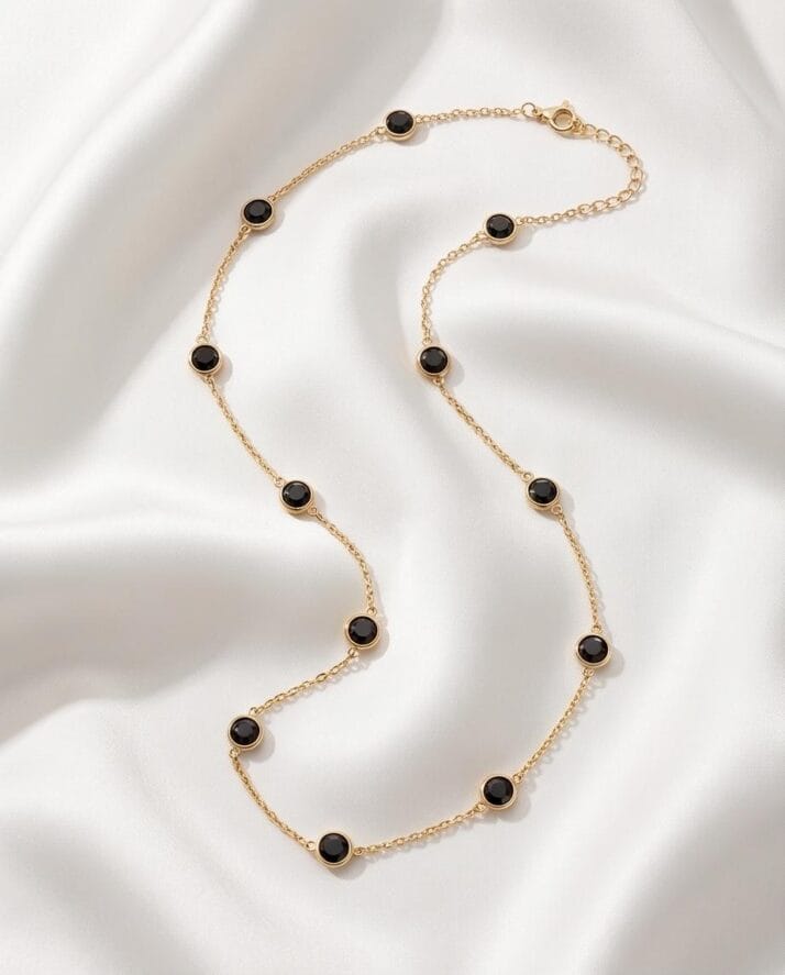 SİYAH ONİKS ETKİLİ TAŞ DETAYLI ALTIN KOLYE - Görsel 4