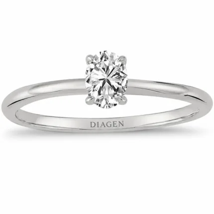 0.30 CT OVAL TEKTAŞ PIRLANTA YÜZÜK